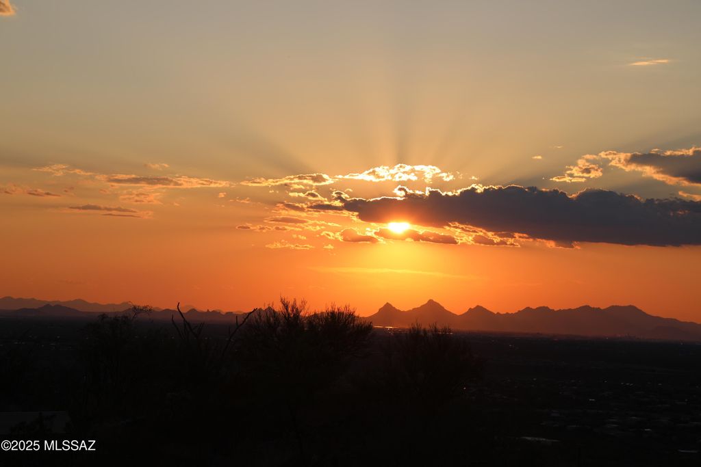 11175 S Witter Piano Mountain Place, Vail, AZ 85641