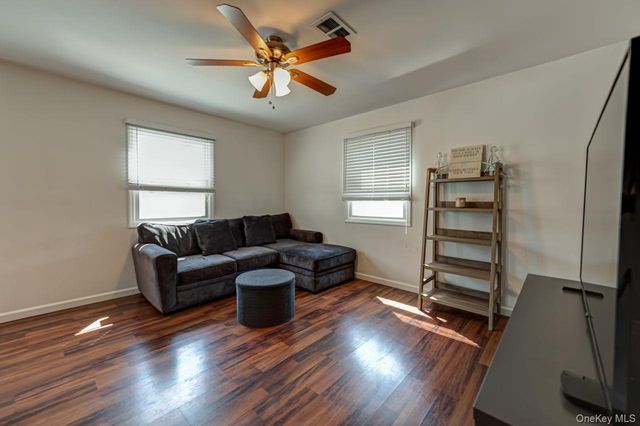 69 Chimney Lane, Levittown, NY 11756