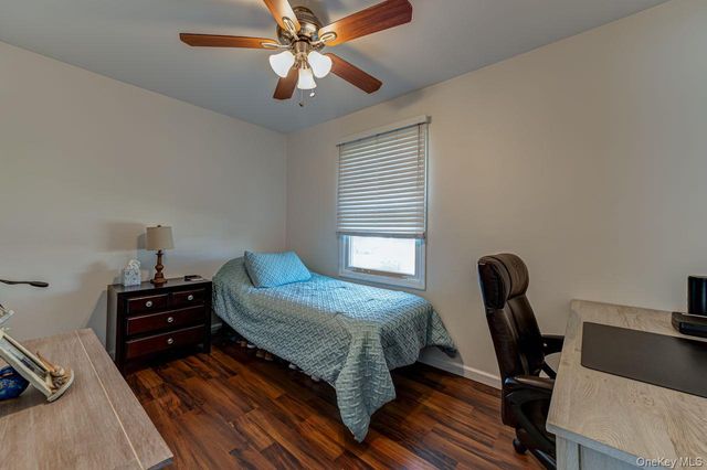 69 Chimney Lane, Levittown, NY 11756