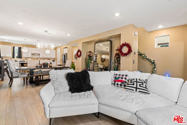 720 Grace Avenue, Inglewood, CA 90301