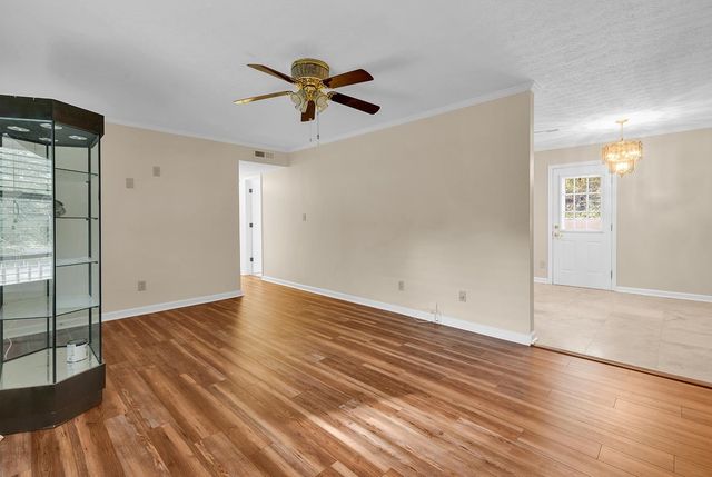 601 Lincoln Ln., Conway, SC 29526