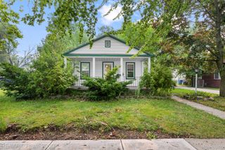 6176 N Gulley Road, Dearborn Heights, MI 48127