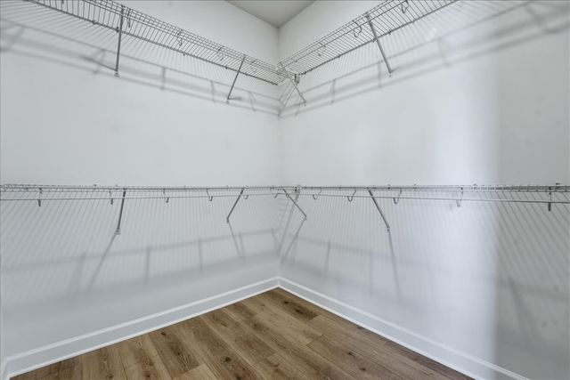 7483 Highway 70 S Apt 302, Nashville, TN 37221