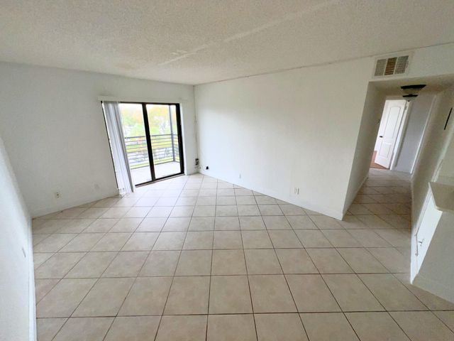 3700 N Pine Island Road 408, Sunrise, FL 33351