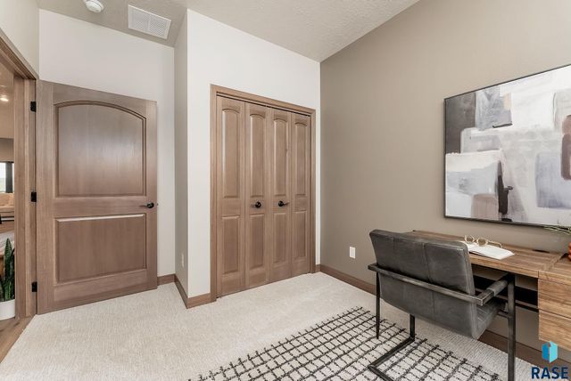 412 N Almond Ave Avenue, Brandon, SD 57005