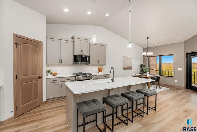 412 N Almond Ave Avenue, Brandon, SD 57005