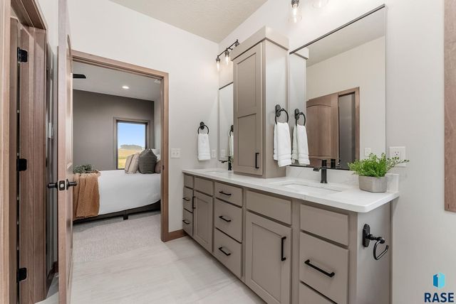 412 N Almond Ave Avenue, Brandon, SD 57005