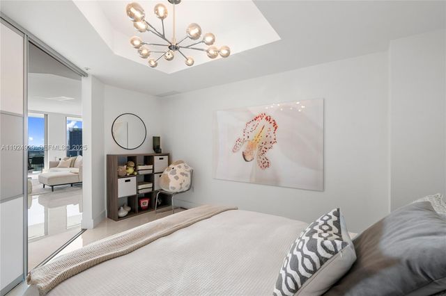 17111 Biscayne Blvd 2002, North Miami Beach, FL 33160