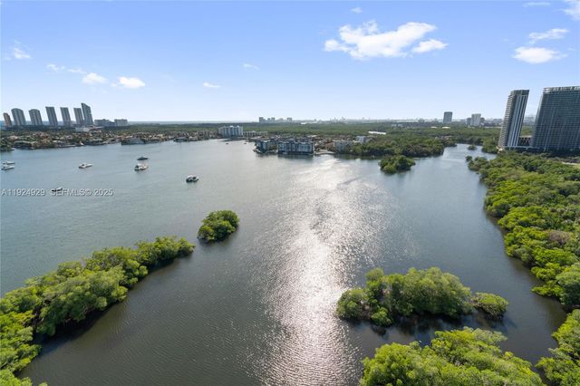 17111 Biscayne Blvd 2002, North Miami Beach, FL 33160