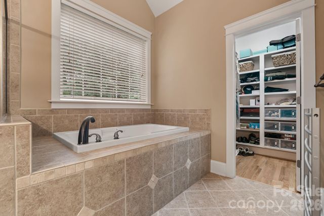 138 Fox Hunt Drive, Mooresville, NC 28117
