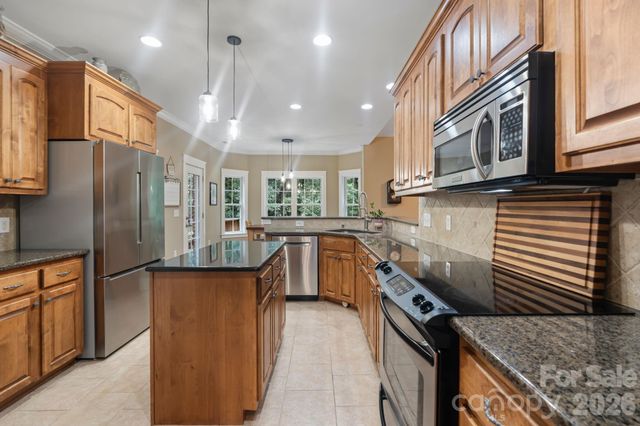 138 Fox Hunt Drive, Mooresville, NC 28117