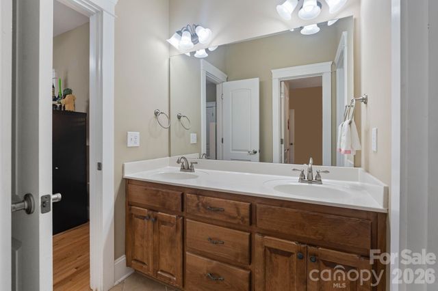 138 Fox Hunt Drive, Mooresville, NC 28117