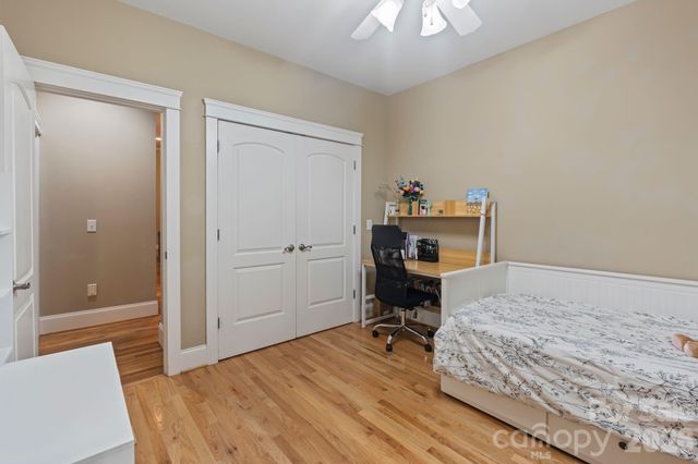 138 Fox Hunt Drive, Mooresville, NC 28117