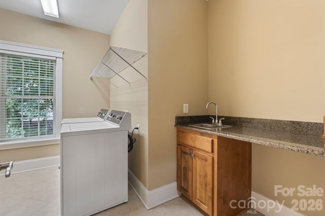 138 Fox Hunt Drive, Mooresville, NC 28117