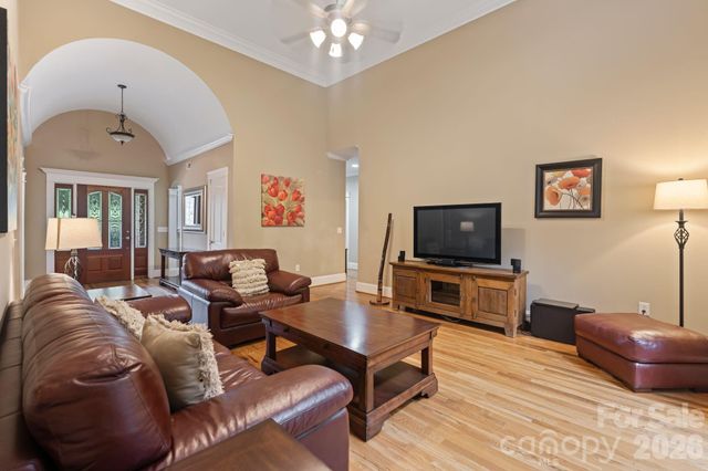 138 Fox Hunt Drive, Mooresville, NC 28117