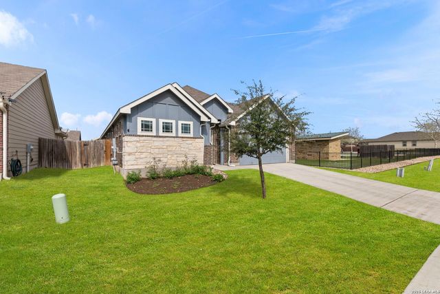 10635 Rosalina Loop, Converse, TX 78109