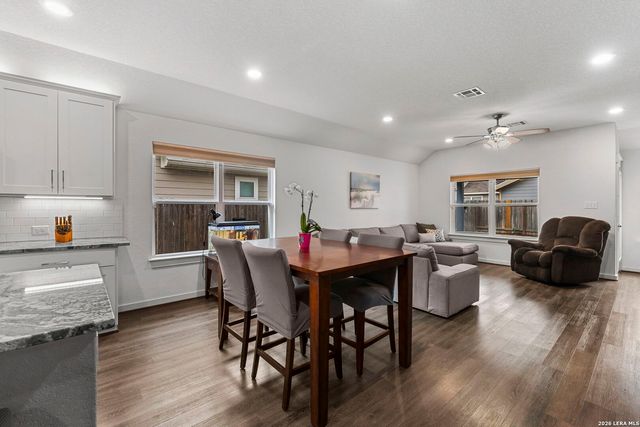 10635 Rosalina Loop, Converse, TX 78109