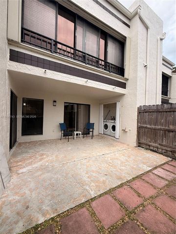 10875 NW 7th Street 1136, Miami, FL 33172