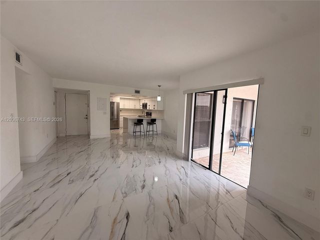 10875 NW 7th Street 1136, Miami, FL 33172