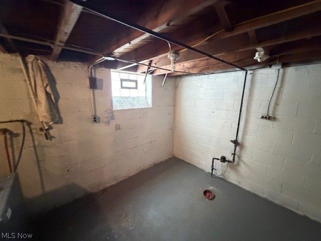 4920 E 110th Street, Garfield Heights, OH 44125