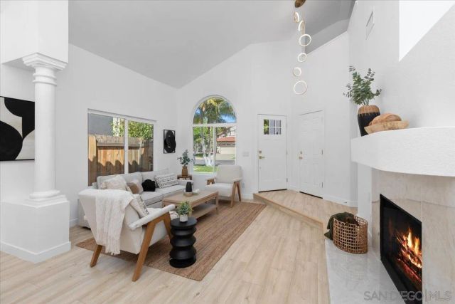 1789 Avenida Segovia, Oceanside, CA 92056