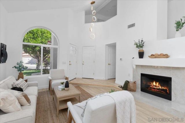 1789 Avenida Segovia, Oceanside, CA 92056