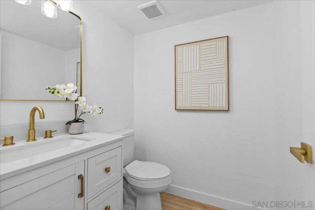 1789 Avenida Segovia, Oceanside, CA 92056