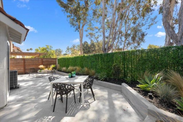 1789 Avenida Segovia, Oceanside, CA 92056