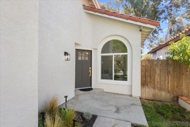1789 Avenida Segovia, Oceanside, CA 92056