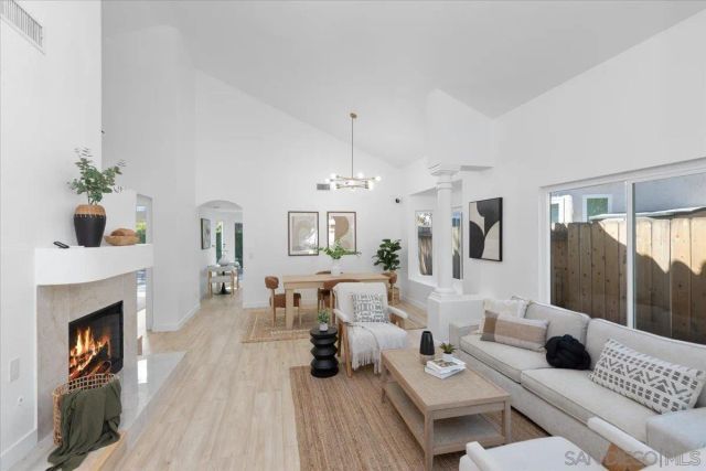 1789 Avenida Segovia, Oceanside, CA 92056