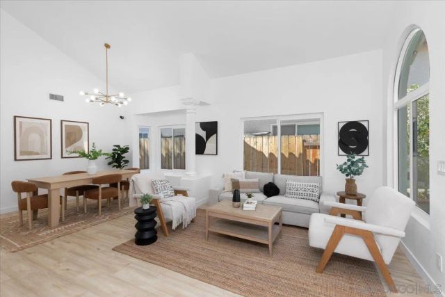 1789 Avenida Segovia, Oceanside, CA 92056