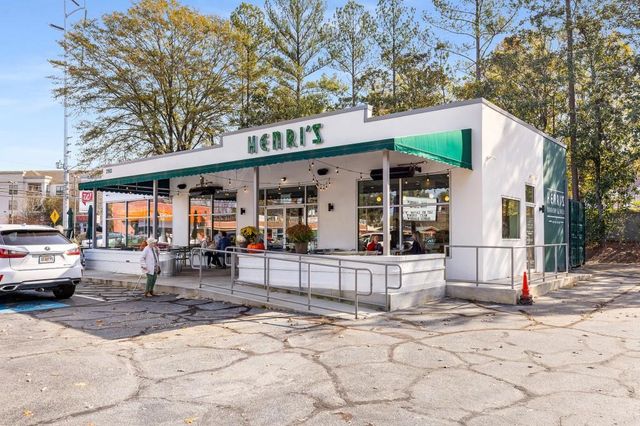 3634 Brookleigh NE Lane, Brookhaven, GA 30319