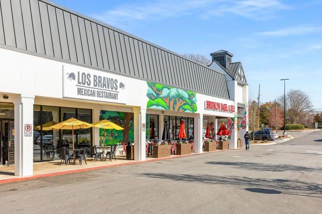 3634 Brookleigh NE Lane, Brookhaven, GA 30319