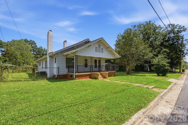 132 North Avenue, Troutman, NC 28166