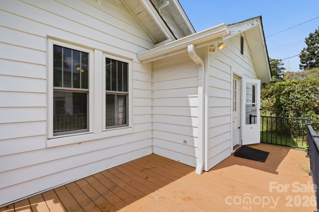132 North Avenue, Troutman, NC 28166