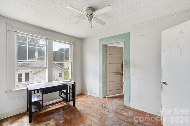 132 North Avenue, Troutman, NC 28166