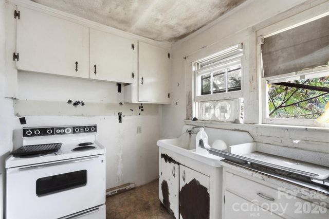 132 North Avenue, Troutman, NC 28166