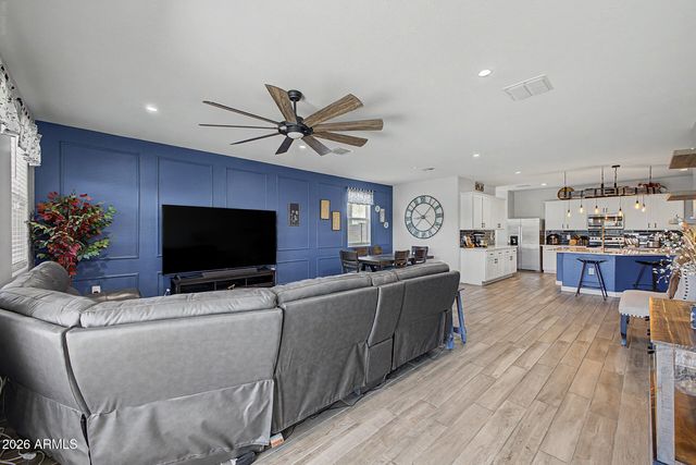 10286 S DESERT VIEW Drive, Apache Junction, AZ 85120