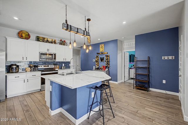 10286 S DESERT VIEW Drive, Apache Junction, AZ 85120