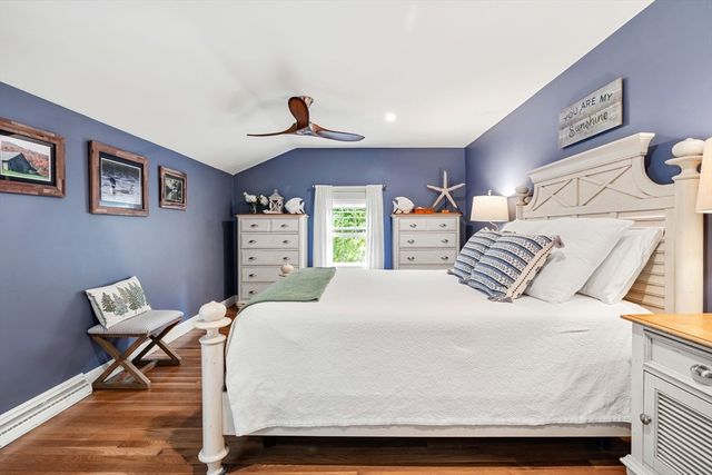 1 Valley Path, Marshfield, MA 02050