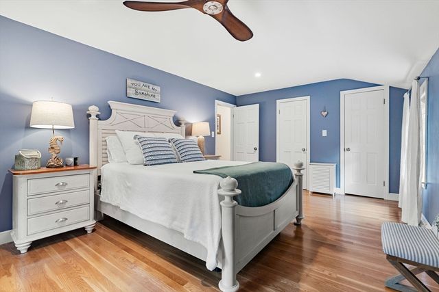 1 Valley Path, Marshfield, MA 02050