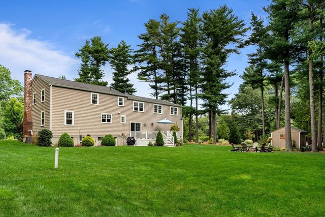 1 Valley Path, Marshfield, MA 02050