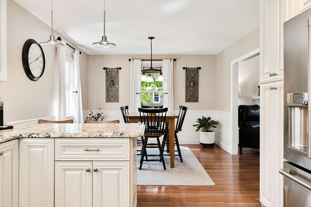 1 Valley Path, Marshfield, MA 02050