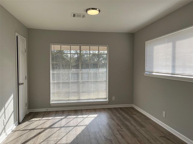 1942 Center Street, Baytown, TX 77520