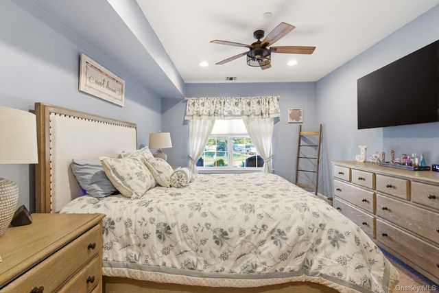1 Robert Lane, Middle Island, NY 11953
