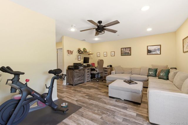 1 Robert Lane, Middle Island, NY 11953