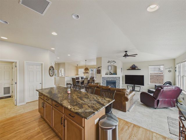 2805 S Jebel Way, Aurora, CO 80013