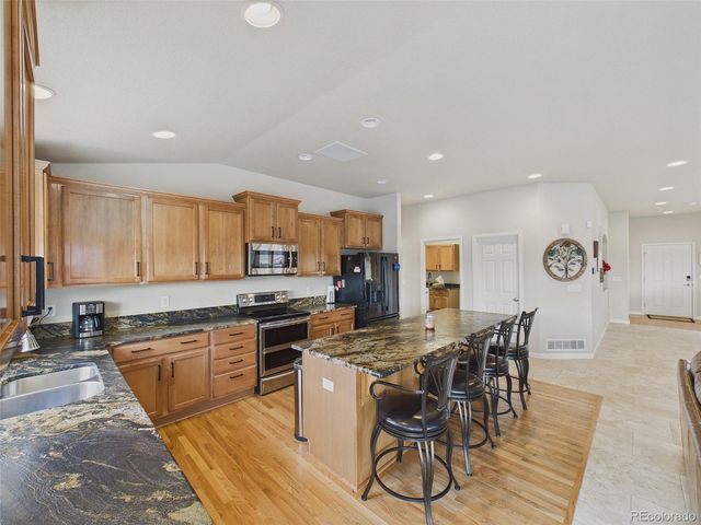 2805 S Jebel Way, Aurora, CO 80013