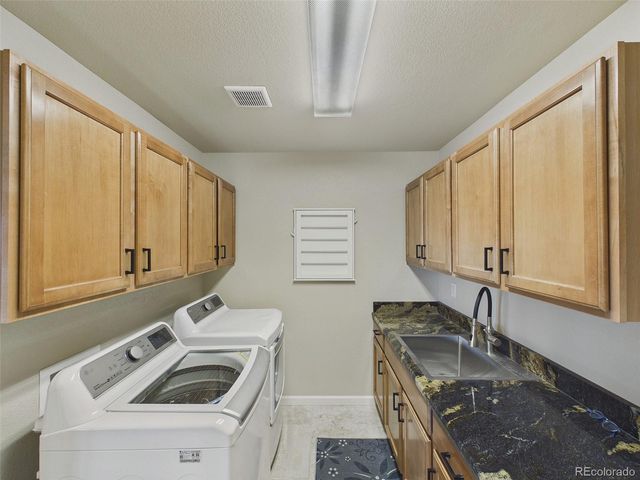 2805 S Jebel Way, Aurora, CO 80013