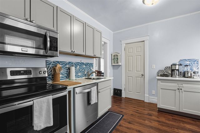 807 W Vine Street, Kalamazoo, MI 49008